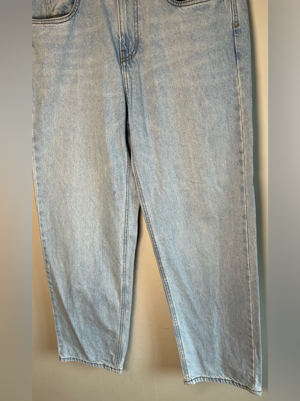 Empyre Skate Jeans 32X30 Men’s Relaxed Loose Fit Blue Light Wash Denim Logo EUC - Picture 3 of 12